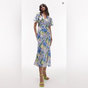 WORN ONCE! Topshop v-neck angel sleeve midi dress in multi